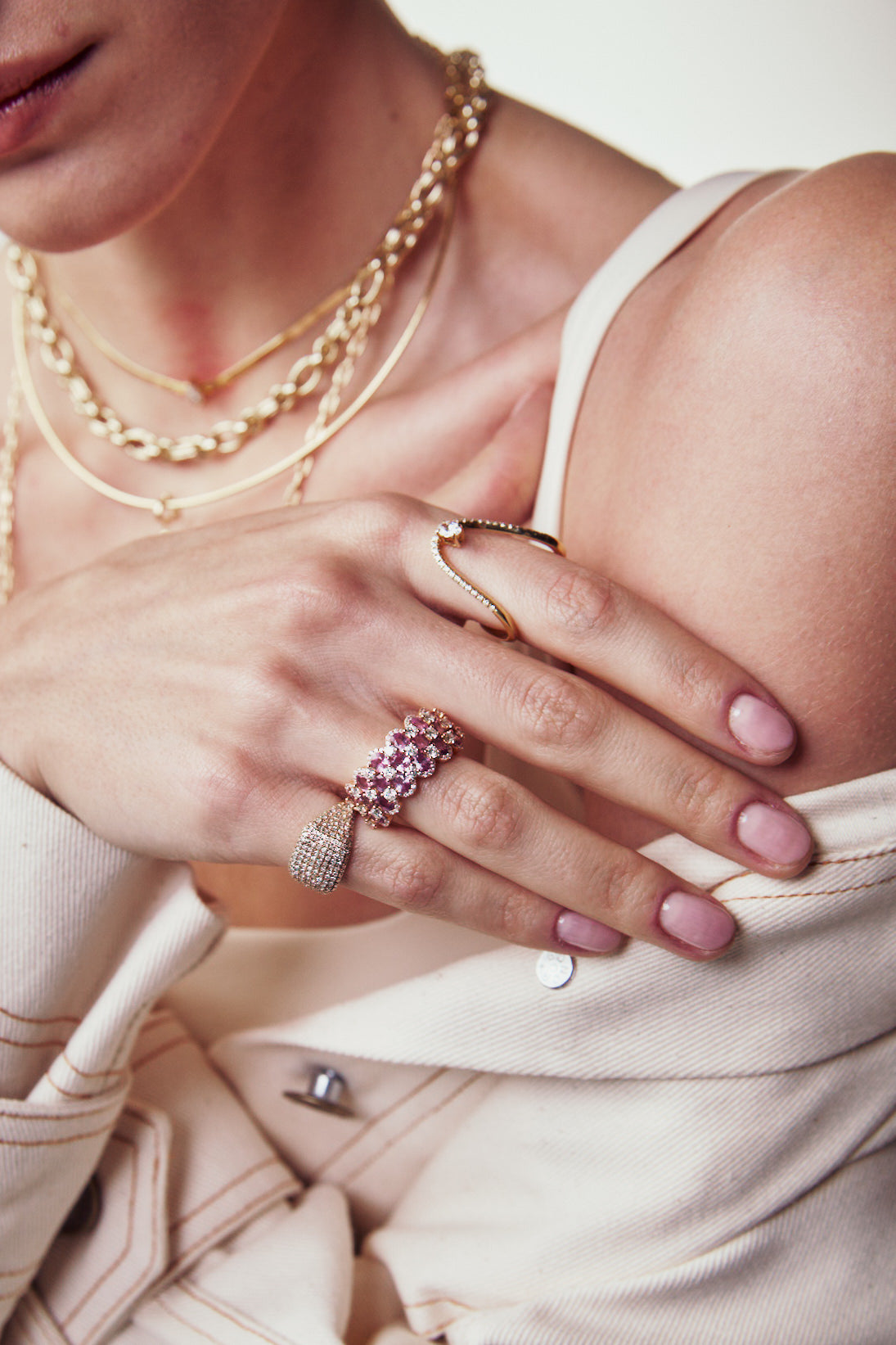 Anel Safiras Rosas e Diamantes