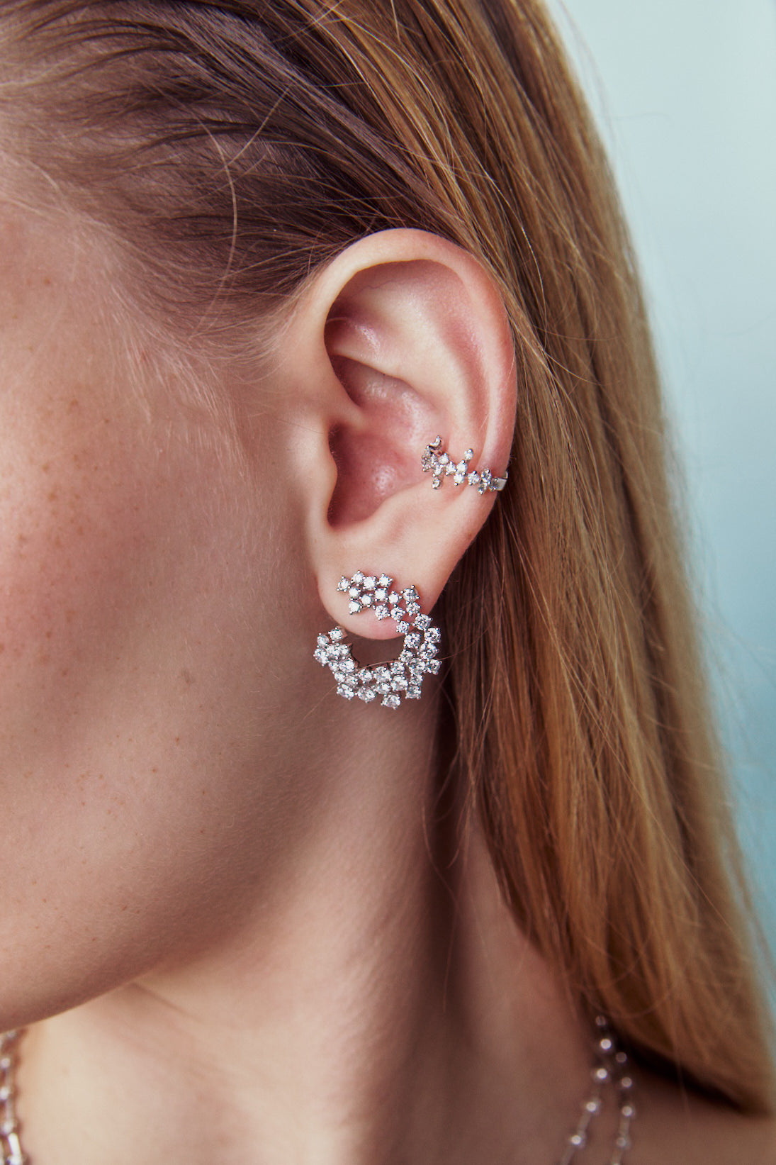Argola Inversa com Diamantes 3.96cts