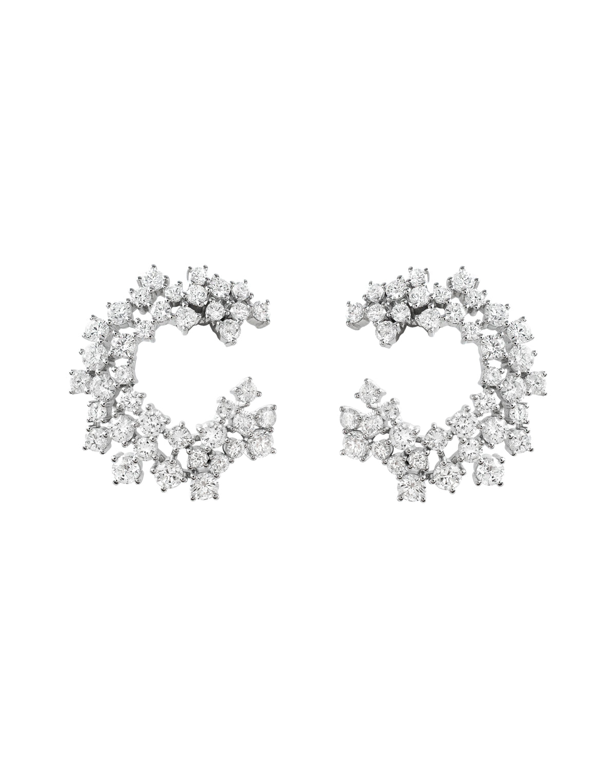 Argola Inversa com Diamantes 3.96cts