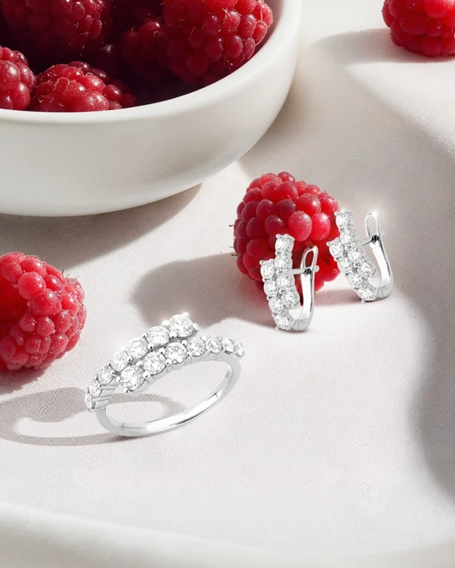 Berries, diamonds and love ❤️‍🔥

#diadosnamorados